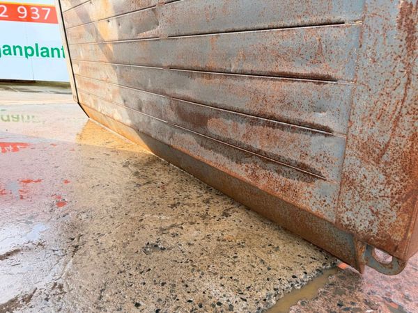 3.5 X 2.5 METRES TRENCH BOX .......88 381116405