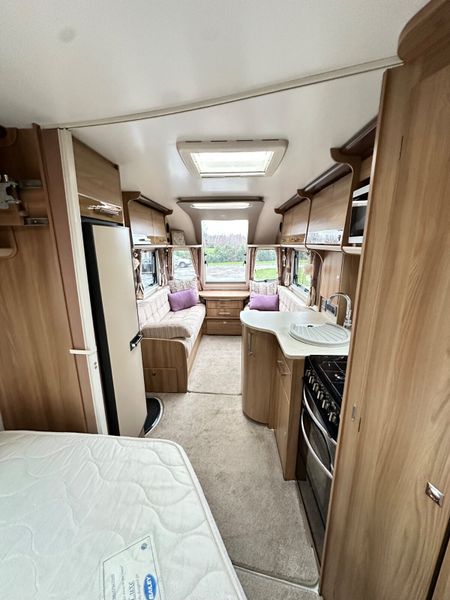 ✨2017 BAILEY UNICORN VALENCIA 4 BERTH FIXED BED✨ 381249186