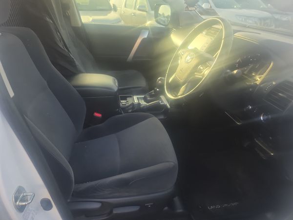 Toyota Land Cruiser LC GX LWB 381263254