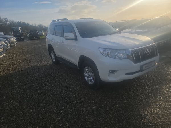 Toyota Land Cruiser LC GX LWB 381263237