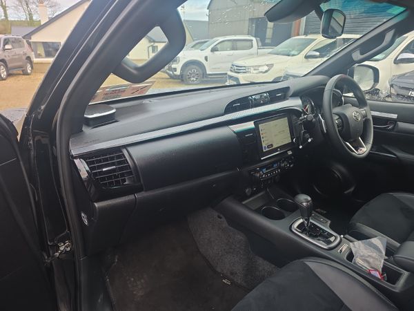 Toyota Hilux GR Sport 2 381263682