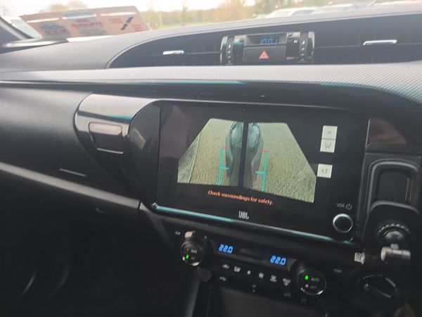 Toyota Hilux GR Sport 2 381263714