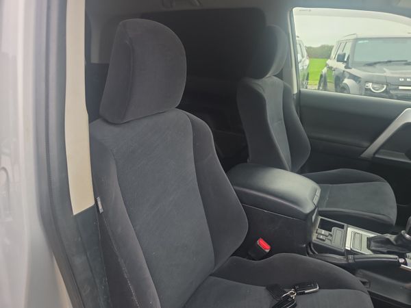 Toyota Land Cruiser SWB Auto 381265120