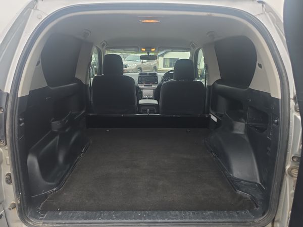 Toyota Land Cruiser SWB Auto 381265127