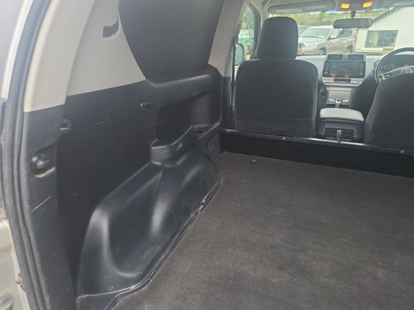 Toyota Land Cruiser SWB Auto 381265128