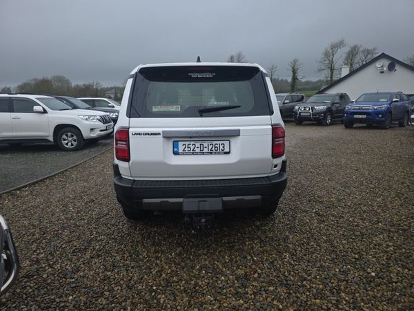 Toyota Land Cruiser GX LWB Commercial 381266667