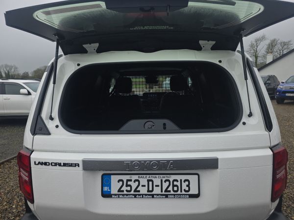 Toyota Land Cruiser GX LWB Commercial 381266725