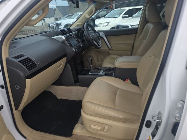 Toyota Land Cruiser LC Business Class 381267748