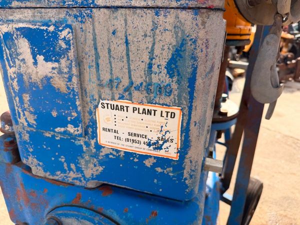 4 inch LISTER PETTER WATER PUMP.....162s 381276992