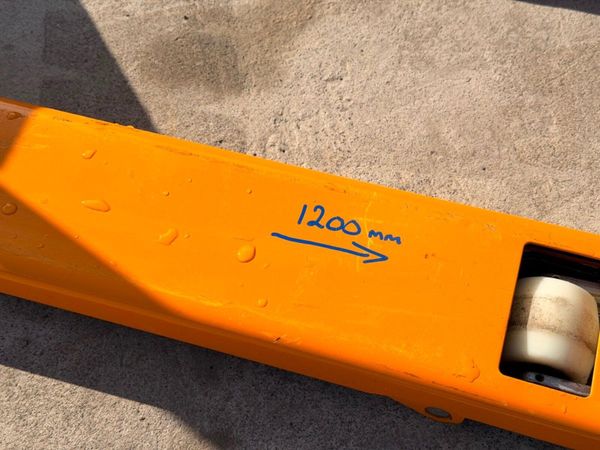 NEW 3 TON PALLET TRUCK 381277120