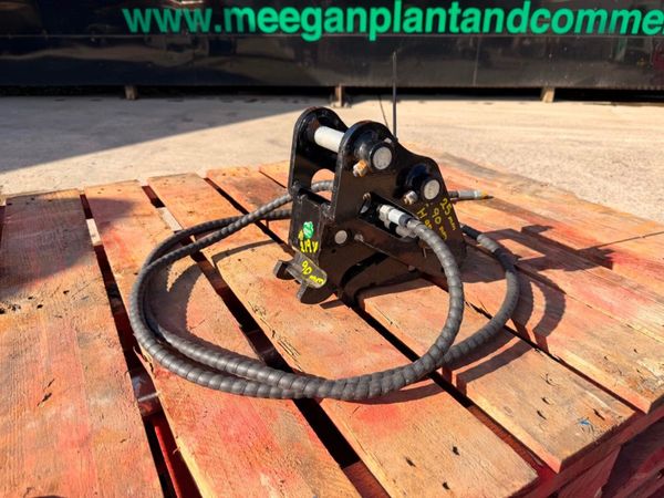 NEW ...MICRO / MINI DIGGER hydraulic quick hitch 381294142
