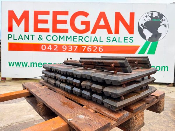 RUBBER BLOCKS , PADS TO SUIT A DIGGER....1221 381201766