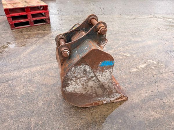 24 INCH ...3CX... GUMMY BUCKET ....45MM.....666 381201794