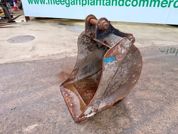 24 INCH ...3CX... GUMMY BUCKET ....45MM.....666 381201806