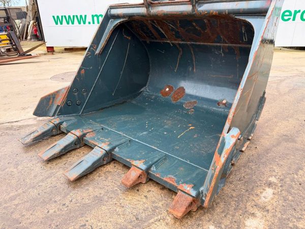 NEW 48 INCH HYUNDAI BUCKET .....65MM ....267PF 381201813