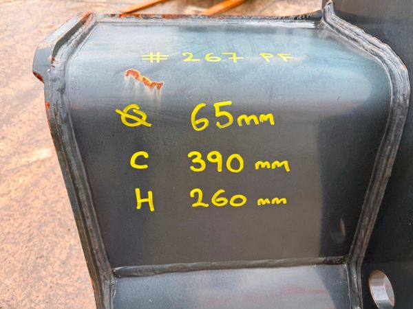 NEW 48 INCH HYUNDAI BUCKET .....65MM ....267PF 381201822