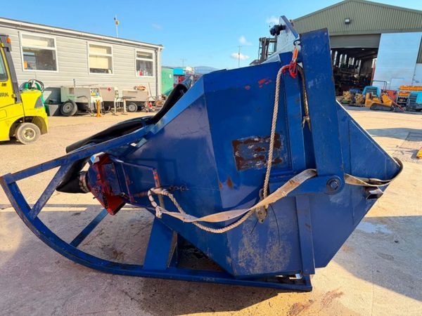 6000 kg ....conquip concrete tipping skip......112 381207071