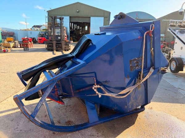 6000 kg ....conquip concrete tipping skip......112 381207072