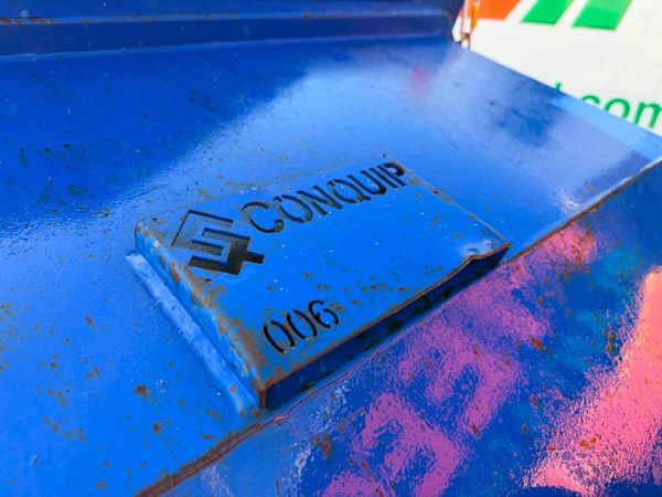 6000 kg ....conquip concrete tipping skip......112 381207076