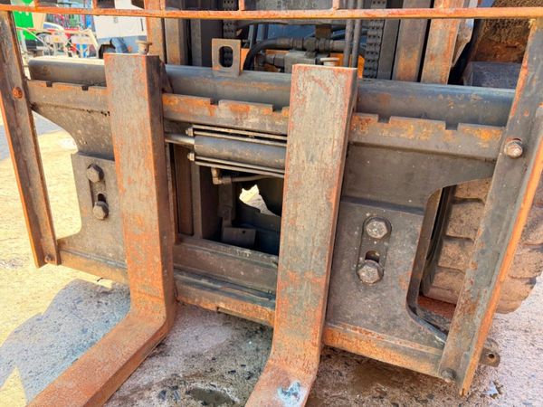 JUNGHEINRICH   3 TON DIESEL FORKLIFT .....1082 381207090