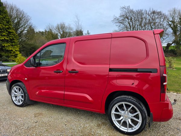 Citroen Berlingo 2019 381234190
