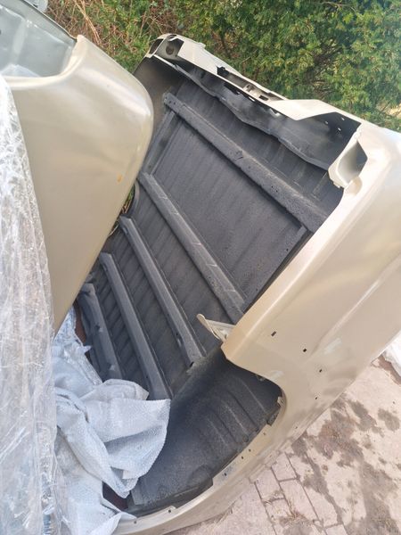 New tubs to fit Toyota Hilux 05 to 16 381350886