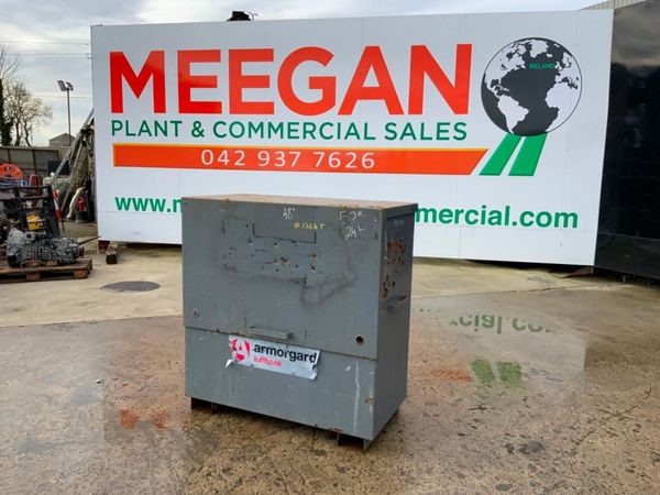 ARMOGUARD TOOL STORAGE CHEST....    1364t. 381354568