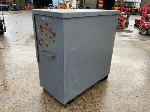 ARMOGUARD TOOL STORAGE CHEST....    1364t. 381354728