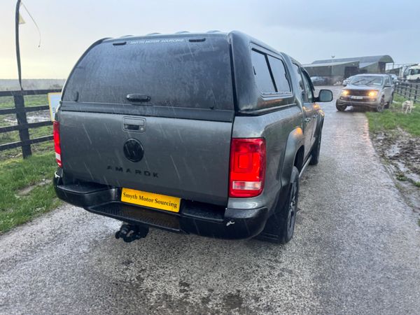 162 Volkswagen Amarok Black Ed Spotless***** 381392962