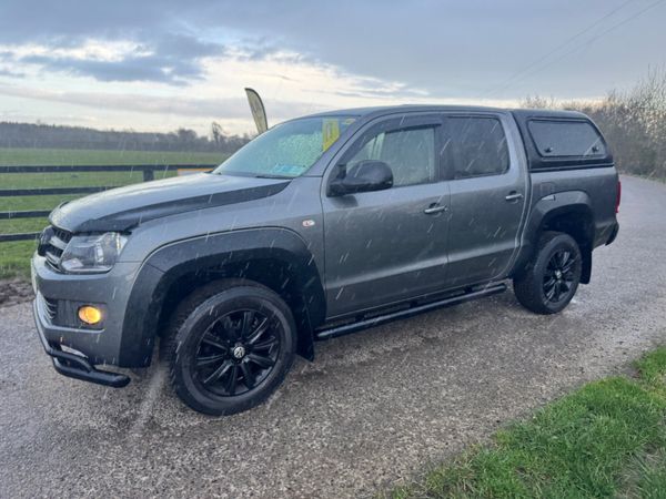 162 Volkswagen Amarok Black Ed Spotless***** 381392935