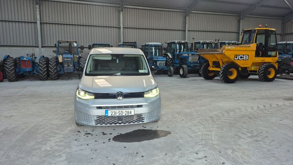 Volkswagen Caddy 2023 381393657