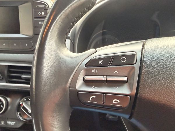 Hyundai KONA 2019 2 Seat Commercial 381396624