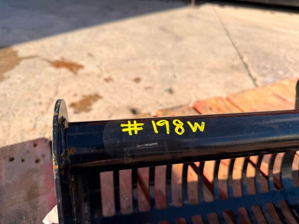 NEW MICRO / MINI DIGGER ...RIDDLE BUCKET 198W 381300223