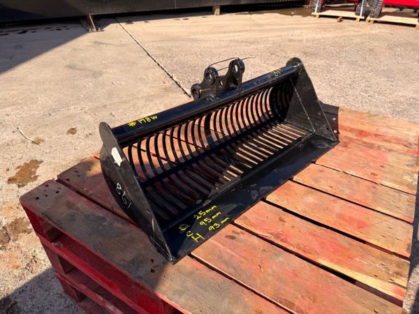 NEW MICRO / MINI DIGGER ...RIDDLE BUCKET 198W 381300225