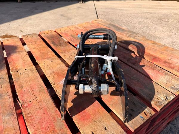 NEW...HYDRAULIC THUMB GRAB ...micro / mini digger 381300236