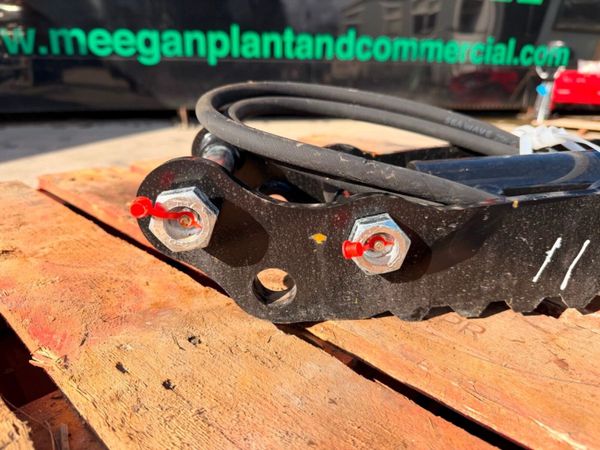 NEW...HYDRAULIC THUMB GRAB ...micro / mini digger 381300238