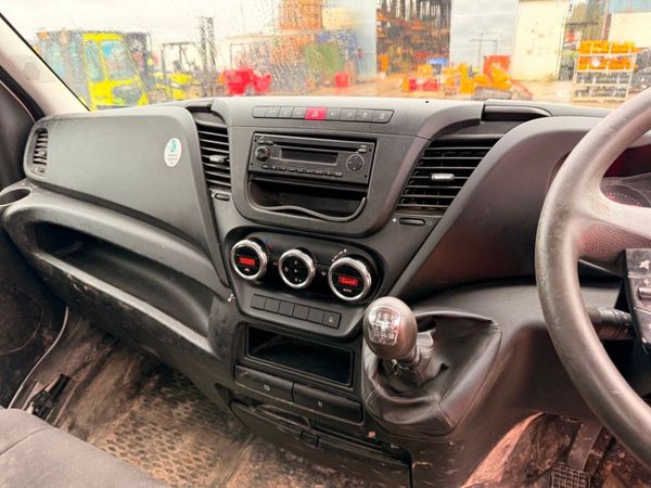 2019 IVECO DAILY TWIN WHEEL BREAKING / PARTS 381303077