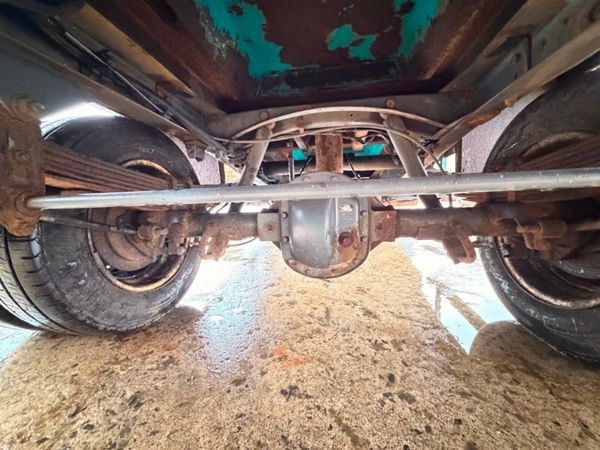 2019 IVECO DAILY TWIN WHEEL BREAKING / PARTS 381303086