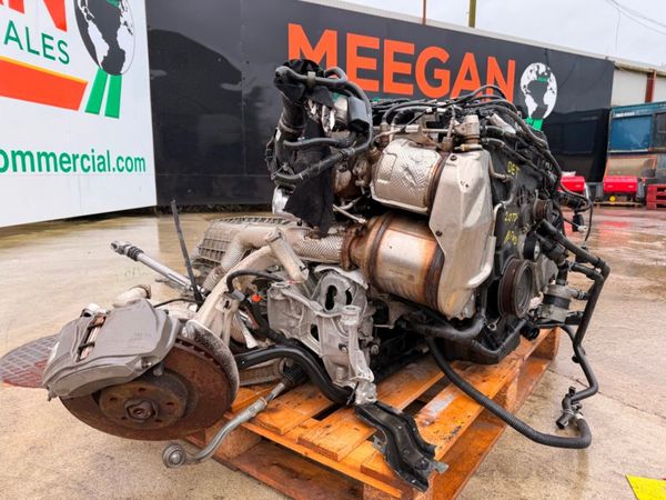 2018 AUDI Q5 engine and gearbox + parts 381313048