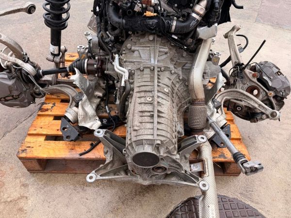 2018 AUDI Q5 engine and gearbox + parts 381313052