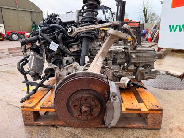 2018 AUDI Q5 engine and gearbox + parts 381313060