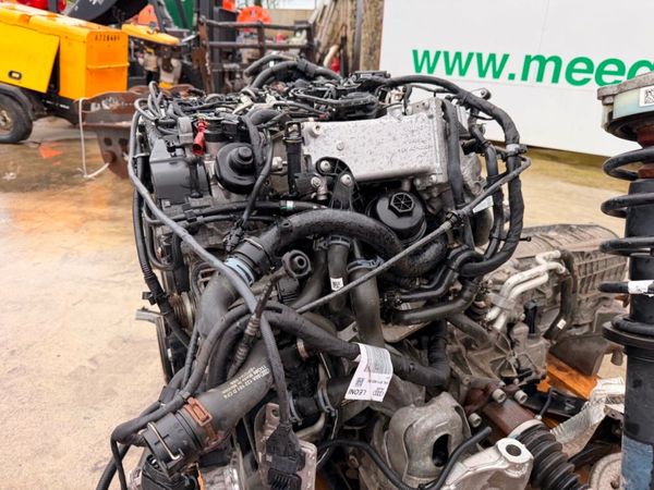 2018 AUDI Q5 engine and gearbox + parts 381313065