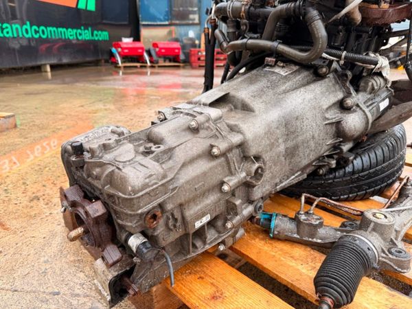 2017 CRAFTER ENGINE + GEARBOX.... 2.0 TDI 381313032