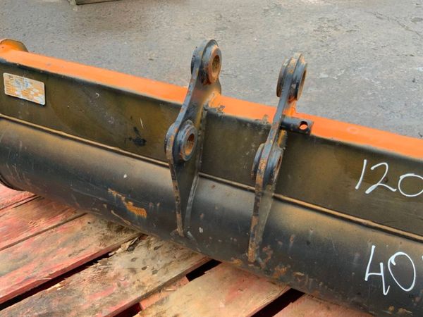 40" JCB GRADING BUCKET............30mm PINS......6 381319198
