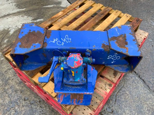 VBG DRAG HITCH & CROSS MEMBER......380v. 381319258