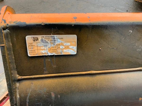 40" JCB GRADING BUCKET............30mm PINS......6 381319200