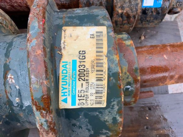 UNDERCARRIAGE 381323786