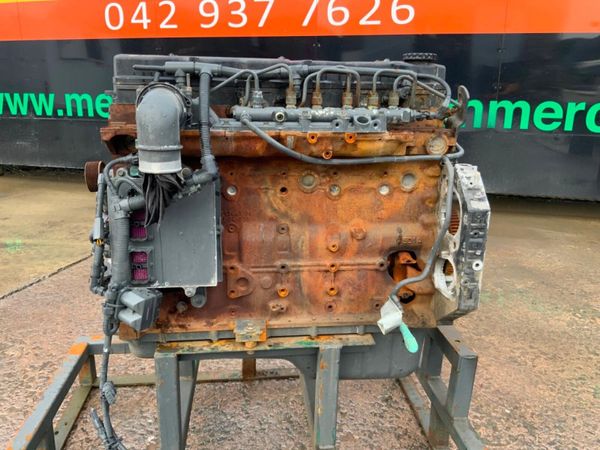 6 cyl  CUMMINS ENGINE QSB6.7.....SPARES.....28f. 381323841