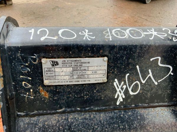 30" JCB GRADING BUCKET.......30mm PINS.......643. 381323869