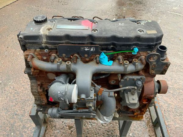 6 cyl  CUMMINS ENGINE QSB6.7.....SPARES.....28f. 381323830